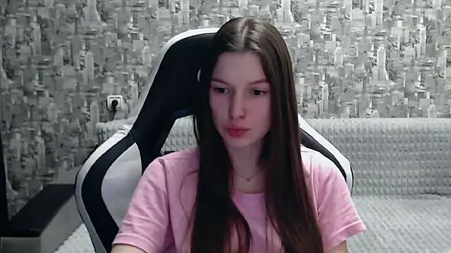 MissMiaCutie online show from March 4, 3:04 pm
