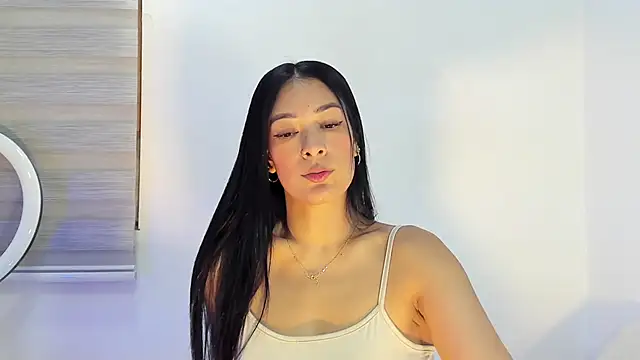 bella hadid1  online show from February 25, 2:43 am