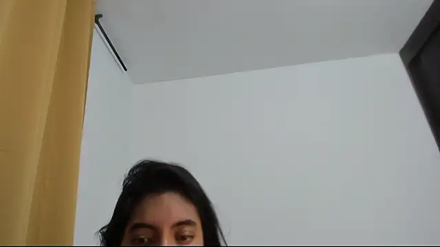 Snapshot of miss_eylens chatting on July 8, 5:12 am miss eylens online show from July 8, 5:12 am