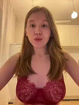 Snapshot of Eva_Weyne chatting on February 7, 8:23 pm Eva Weyne online show from February 7, 8:23 pm