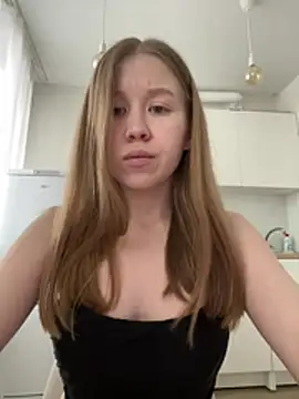 Snapshot of Eva_Weyne chatting on February 13, 11:06 am Eva Weyne online show from February 13, 11:06 am