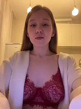 Snapshot of Eva_Weyne chatting on February 17, 7:09 pm Eva Weyne online show from February 17, 7:09 pm