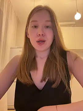 Snapshot of Eva_Weyne chatting on February 27, 9:04 pm Eva Weyne online show from February 27, 9:04 pm