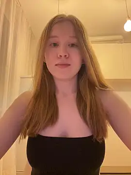 Snapshot of Eva_Weyne chatting on February 28, 9:16 pm Eva Weyne online show from February 28, 9:16 pm