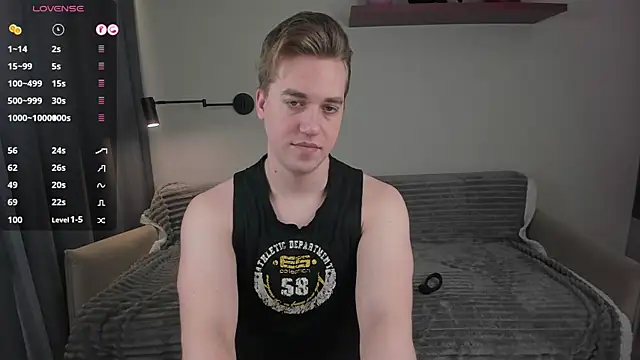 Snapshot of AustinButler chatting on December 7, 8:16 pm AustinButler online show from December 7, 8:16 pm