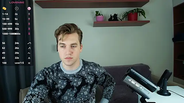 Snapshot of AustinButler chatting on December 20, 8:34 pm AustinButler online show from December 20, 8:34 pm