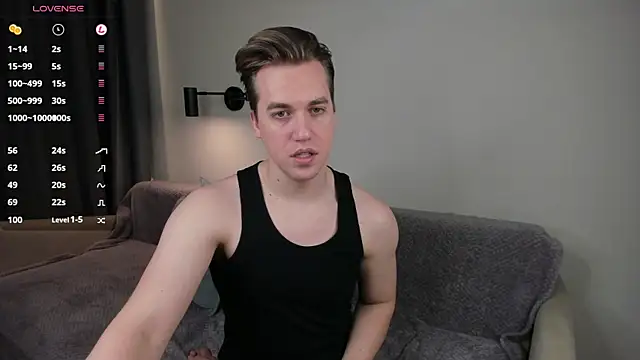 Snapshot of AustinButler chatting on January 4, 8:16 pm AustinButler online show from January 4, 8:16 pm