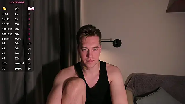 Snapshot of AustinButler chatting on February 23, 8:33 pm AustinButler online show from February 23, 8:33 pm