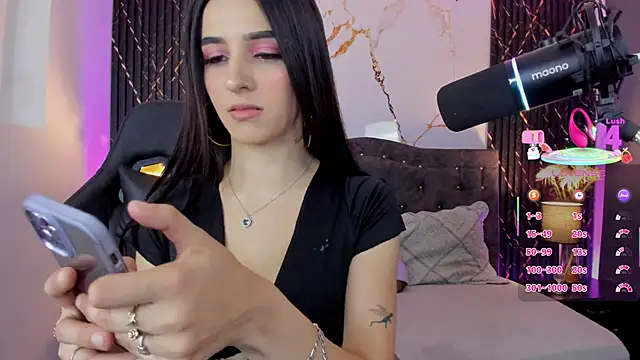 devlin violett online show from October 30, 3:19 am