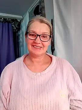 irinamaux online show from January 15, 7:13 am