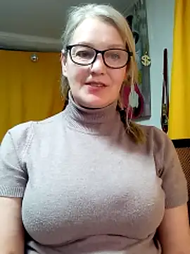 irinamaux online show from March 17, 5:27 pm