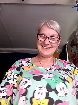 irinamaux online show from June 2, 7:32 am