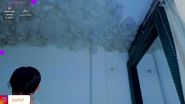 Levii Ackermann online show from March 27, 2:28 pm