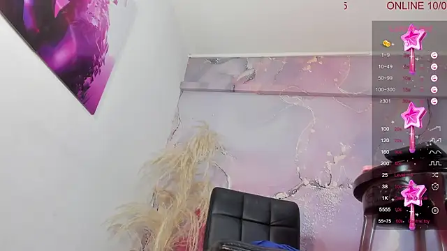 VALERIAQUEENTS online show from September 11, 1:11 pm