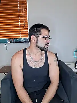 Zander823 online show from February 18, 4:36 pm