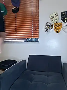 Zander823 online show from February 20, 9:15 pm