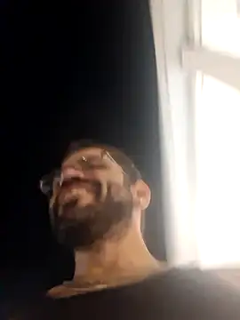 Zander823 online show from March 4, 4:29 am