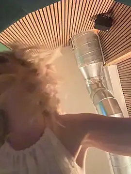 Snapshot of LexyGold chatting on October 23, 3:00 pm LexyGold online show from October 23, 3:00 pm