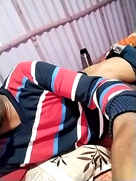 Snapshot of ErRakesh1 chatting on November 11, 10:32 pm ErRakesh1 online show from November 11, 10:32 pm