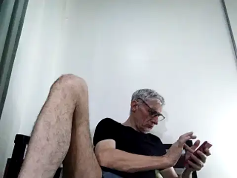 BIGUNCUTHARDCOCK online show from February 20, 7:45 am