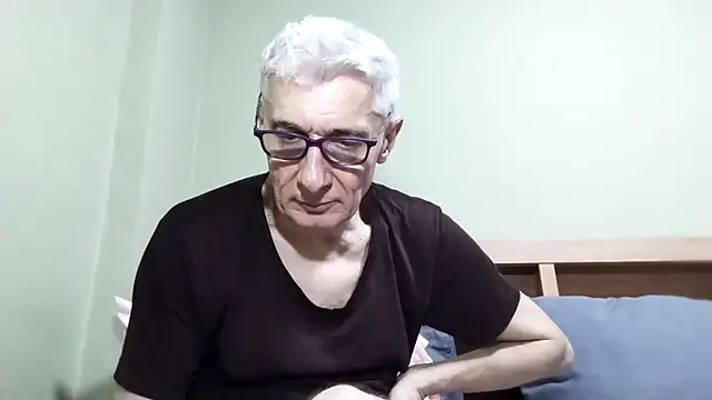 Snapshot of BIGUNCUTHARDCOCK chatting on October 10, 2:49 pm BIGUNCUTHARDCOCK online show from October 10, 2:49 pm