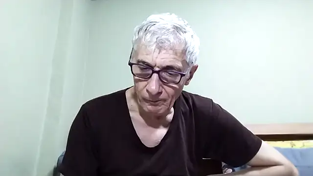 Snapshot of BIGUNCUTHARDCOCK chatting on November 3, 2:51 pm BIGUNCUTHARDCOCK online show from November 3, 2:51 pm