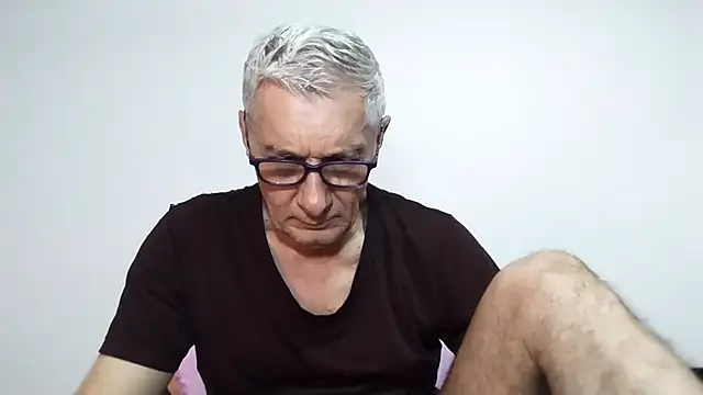 BIGUNCUTHARDCOCK online show from March 20, 1:32 am