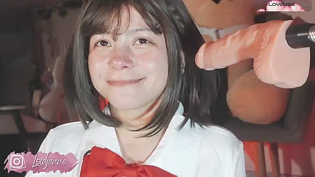 loIijanne online show from April 5, 11:46 pm