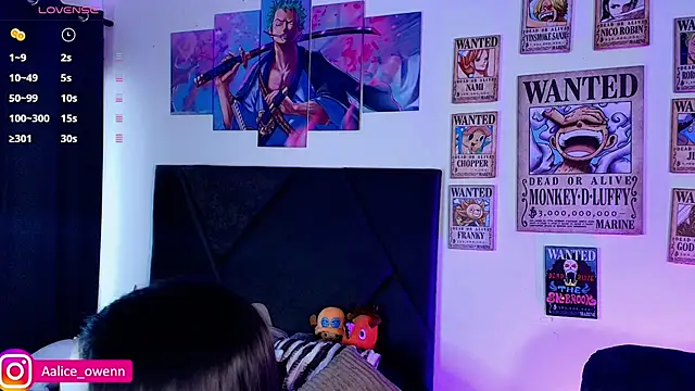 Snapshot of Aliceowenn chatting on November 19, 9:15 pm Aliceowenn online show from November 19, 9:15 pm