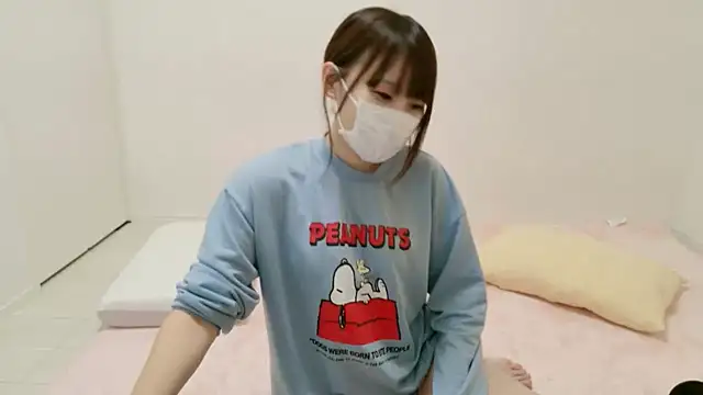 hi---chan- online show from October 16, 11:44 am