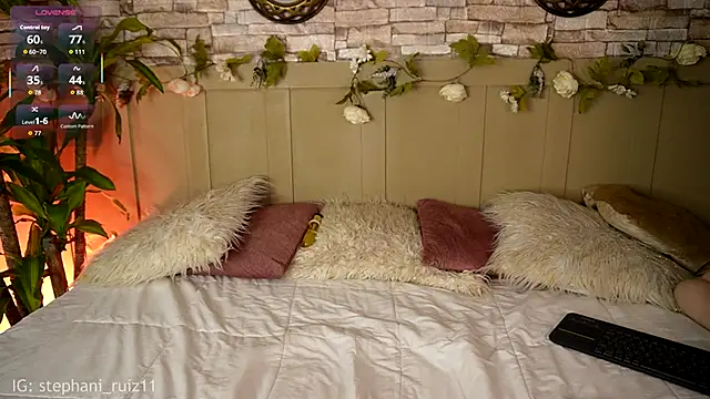 RossemaryRain online show from December 16, 9:09 pm