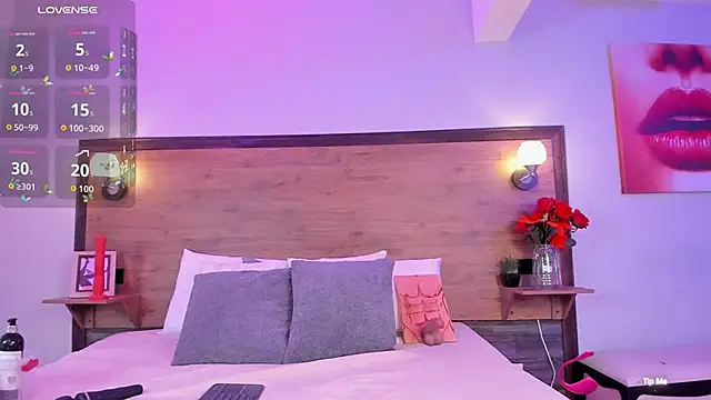 Snapshot of EmmaBakeer chatting on November 13, 11:31 am EmmaBakeer online show from November 13, 11:31 am