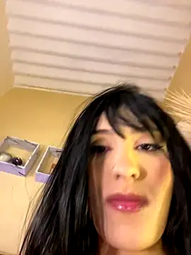 Snapshot of Sweetie_Arianna chatting on September 30, 5:12 am Sweetie Arianna online show from September 30, 5:12 am