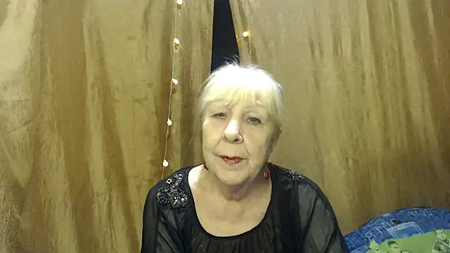  Estelitta 5 online show from January 19, 7:15 pm