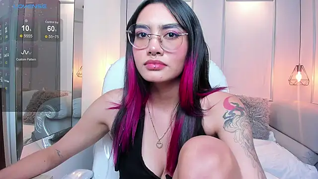 AzuraKindong online show from January 15, 10:24 pm