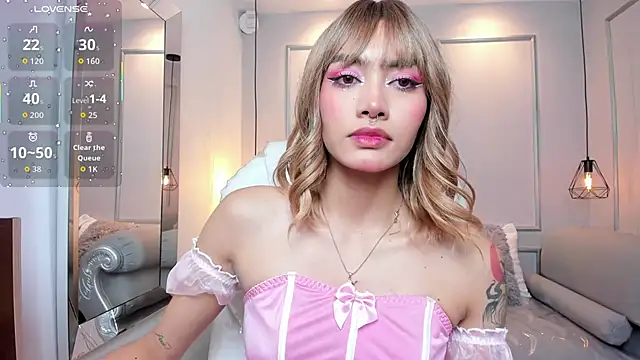 AzuraKindong online show from October 28, 8:00 pm