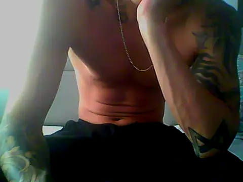 Skater29xx2 online show from February 3, 4:10 pm