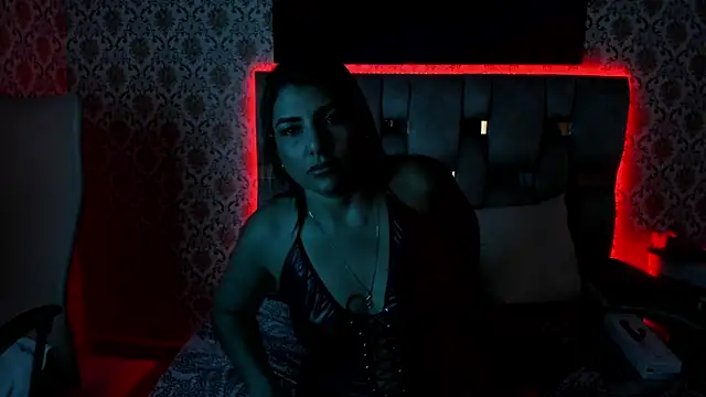 Snapshot of pervert_milf04 chatting on January 11, 12:55 am pervert milf04 online show from January 11, 12:55 am