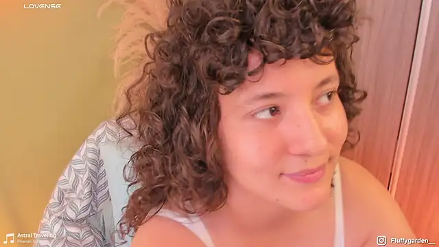 orchide  online show from February 15, 9:11 pm