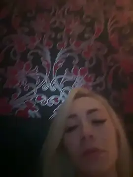 Snapshot of FrancescaMcGray chatting on January 4, 5:58 am FrancescaMcGray online show from January 4, 5:58 am
