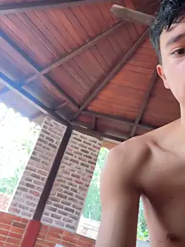 Angel esteban fx online show from December 3, 2:15 pm