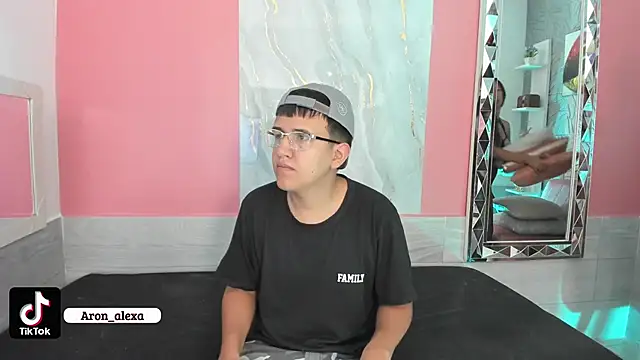 aron alexa online show from January 18, 1:29 pm