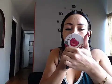 Laura martin  online show from March 20, 1:27 pm