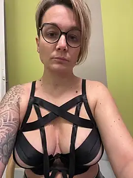 marinella07 online show from February 14, 9:13 am