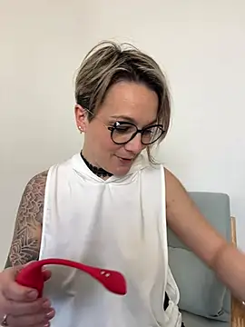 marinella07 online show from March 13, 1:29 pm