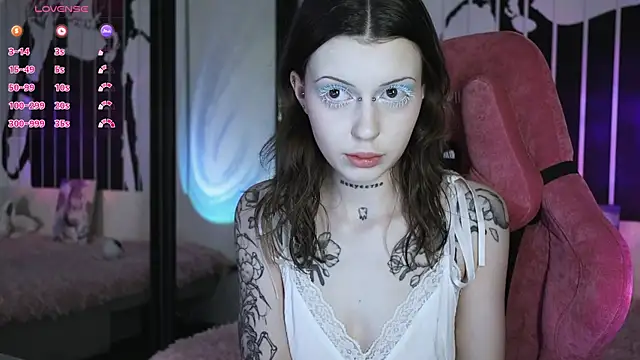 prettybones online show from February 16, 1:36 am