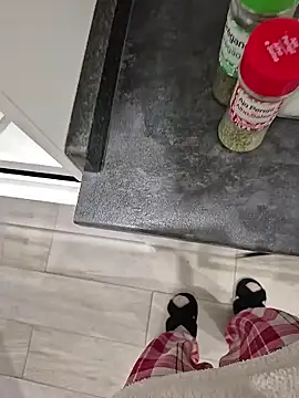 SexyErola27 online show from January 14, 9:15 am