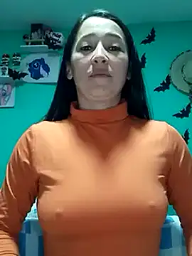 Snapshot of emilypoppy3 chatting on February 3, 12:25 pm emilypoppy3 online show from February 3, 12:25 pm