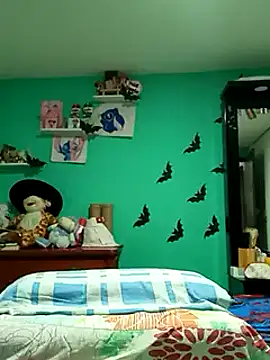 Snapshot of emilypoppy3 chatting on March 15, 6:10 pm emilypoppy3 online show from March 15, 6:10 pm