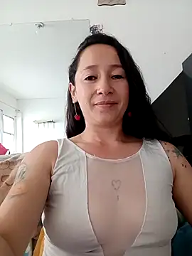 emilypoppy3 online show from November 28, 8:55 pm